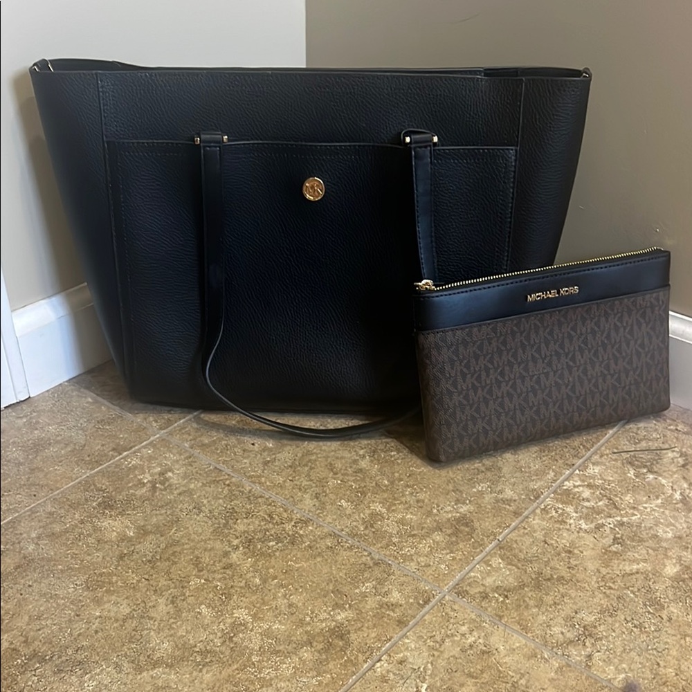 Michael Kors Bag Set